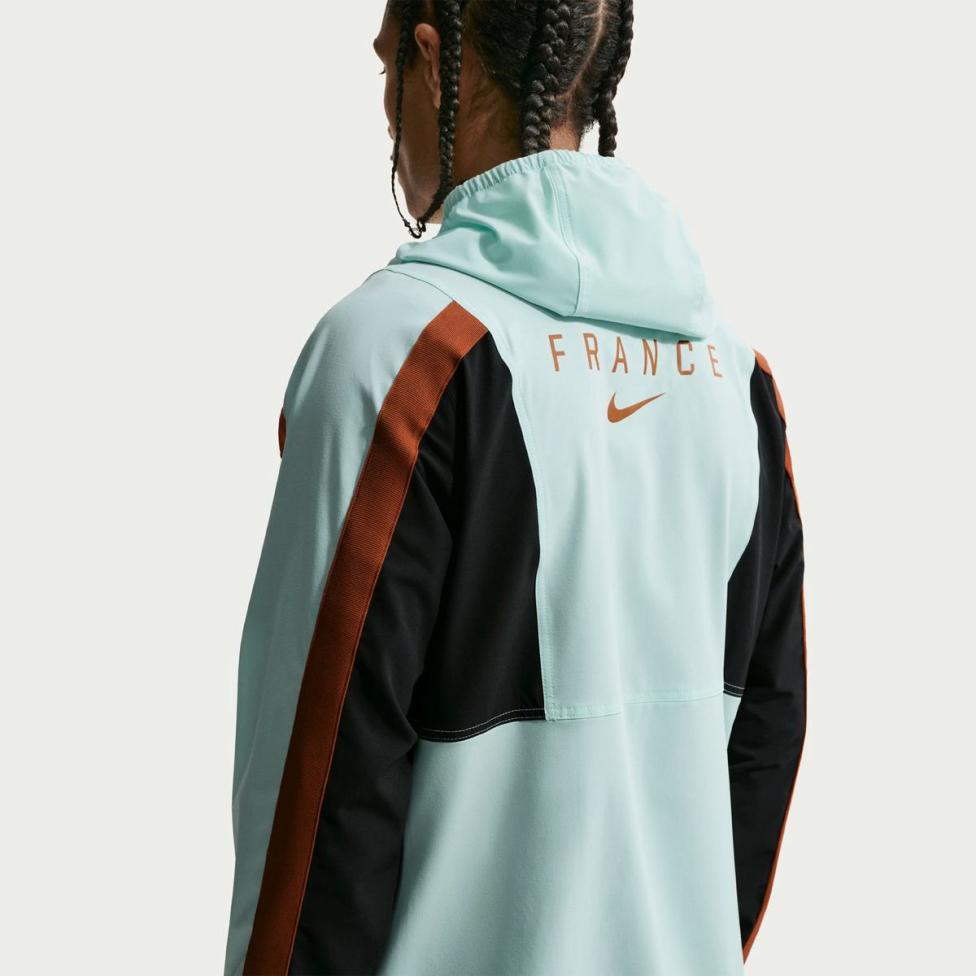 Чоловіча вiтровка NIKE FFF M NK DF ENERGY JKT W