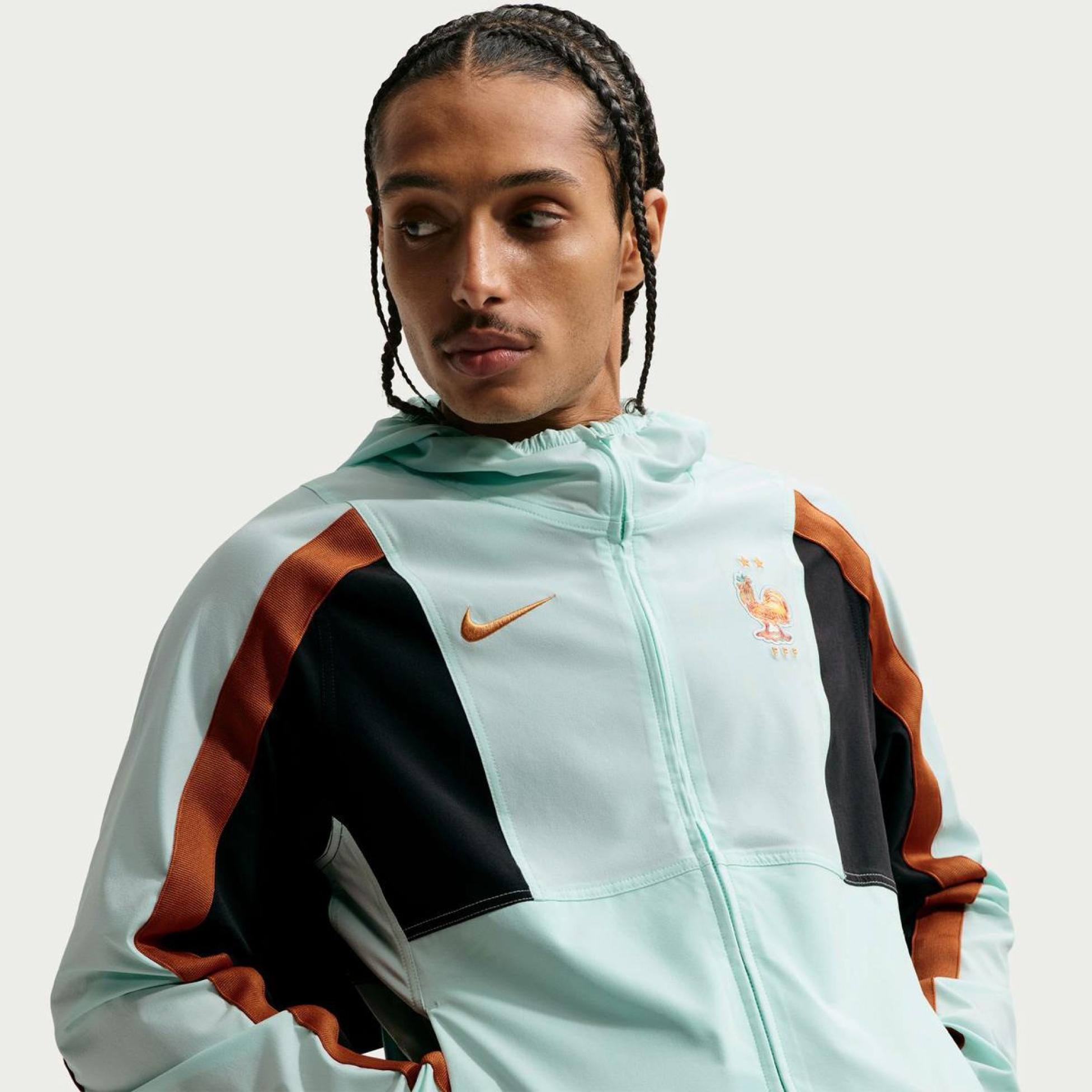 Чоловіча вiтровка NIKE FFF M NK DF ENERGY JKT W