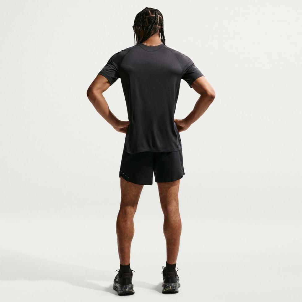 Чоловіча футболка NIKE M NK DFADV STRIDE NVLTY SS TOP_image_5