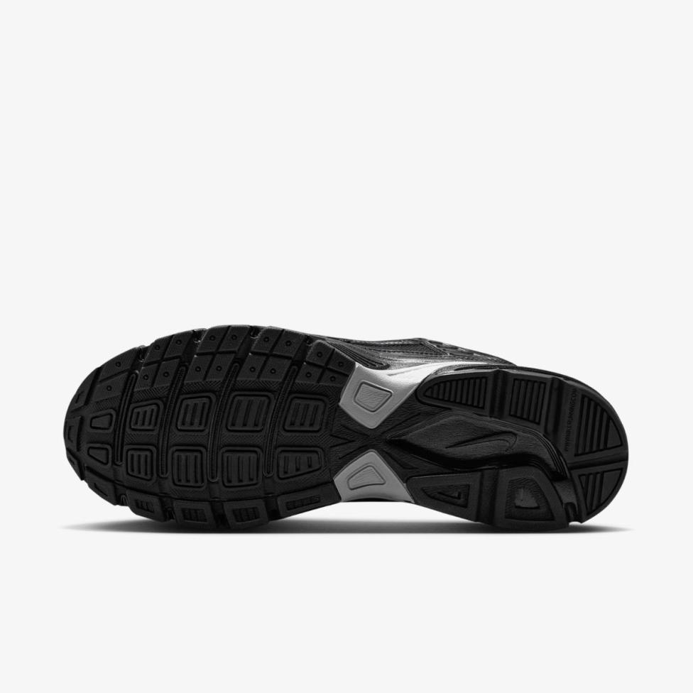 Чоловічі кросівки NIKE INITIATOR