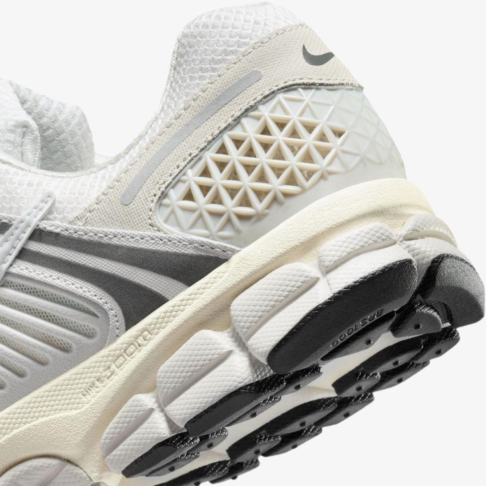 Чоловічі кросівки NIKE ZOOM VOMERO 5_image_8
