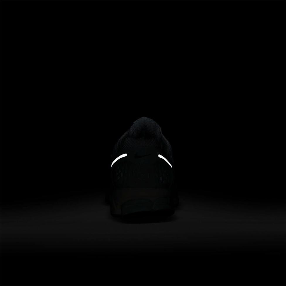 Чоловічі кросівки NIKE ZOOM VOMERO 5_image_12