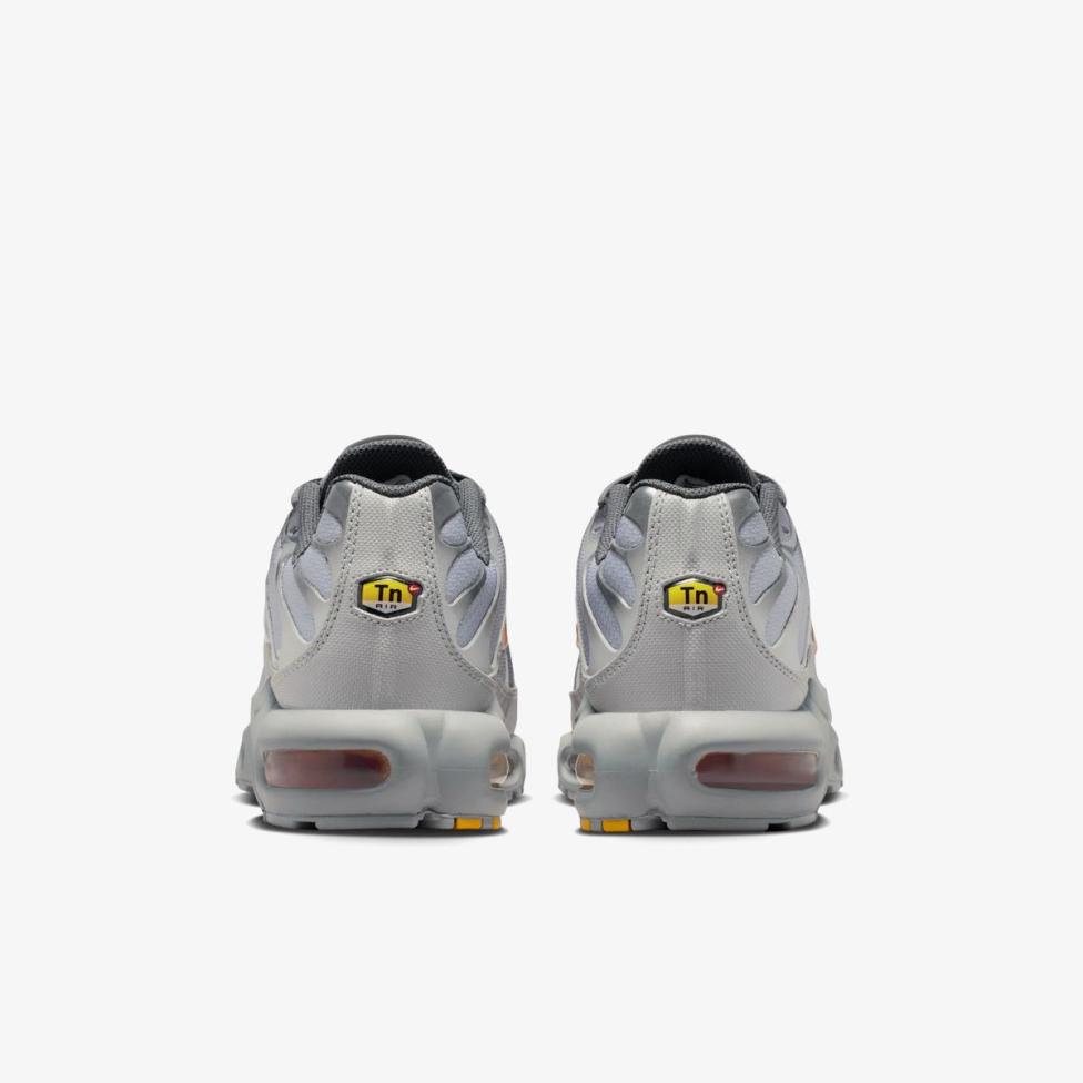 Чоловічі кросівки NIKE AIR MAX PLUS_image_6