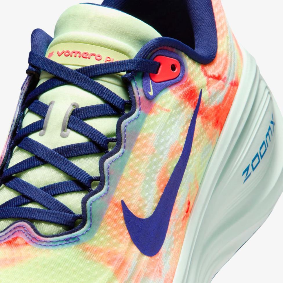 Чоловічі кросівки NIKE VOMERO PLUS BARELY VOLT_image_7