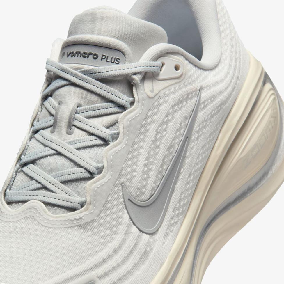 Чоловічі кросівки NIKE VOMERO PLUS PLATINUM TINT_image_7