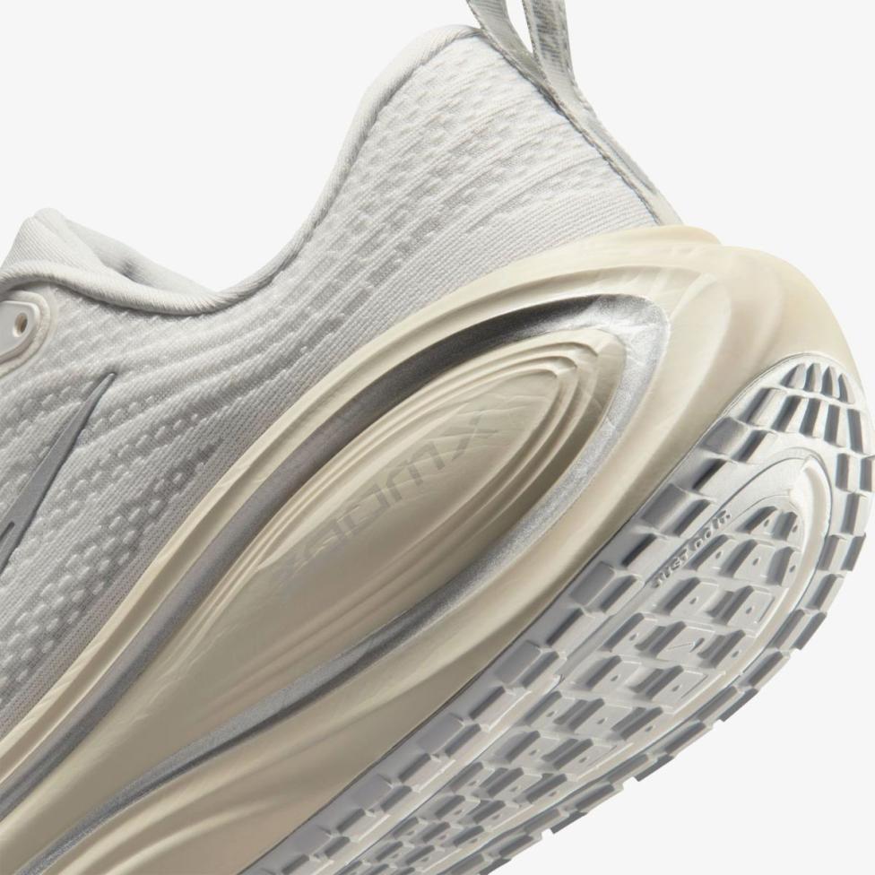 Чоловічі кросівки NIKE VOMERO PLUS PLATINUM TINT_image_8
