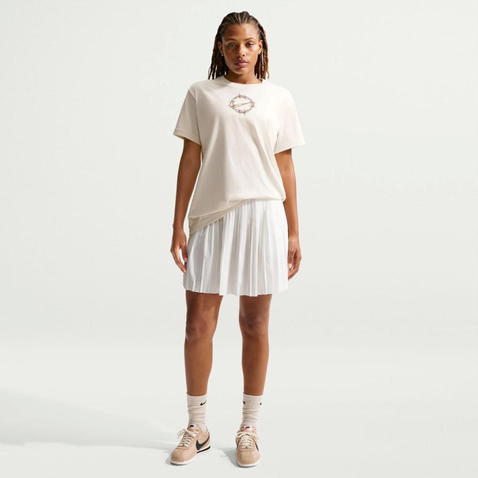 Жіноча футболка NIKE SPORTSWEAR CLUB CLASSIC_image_4