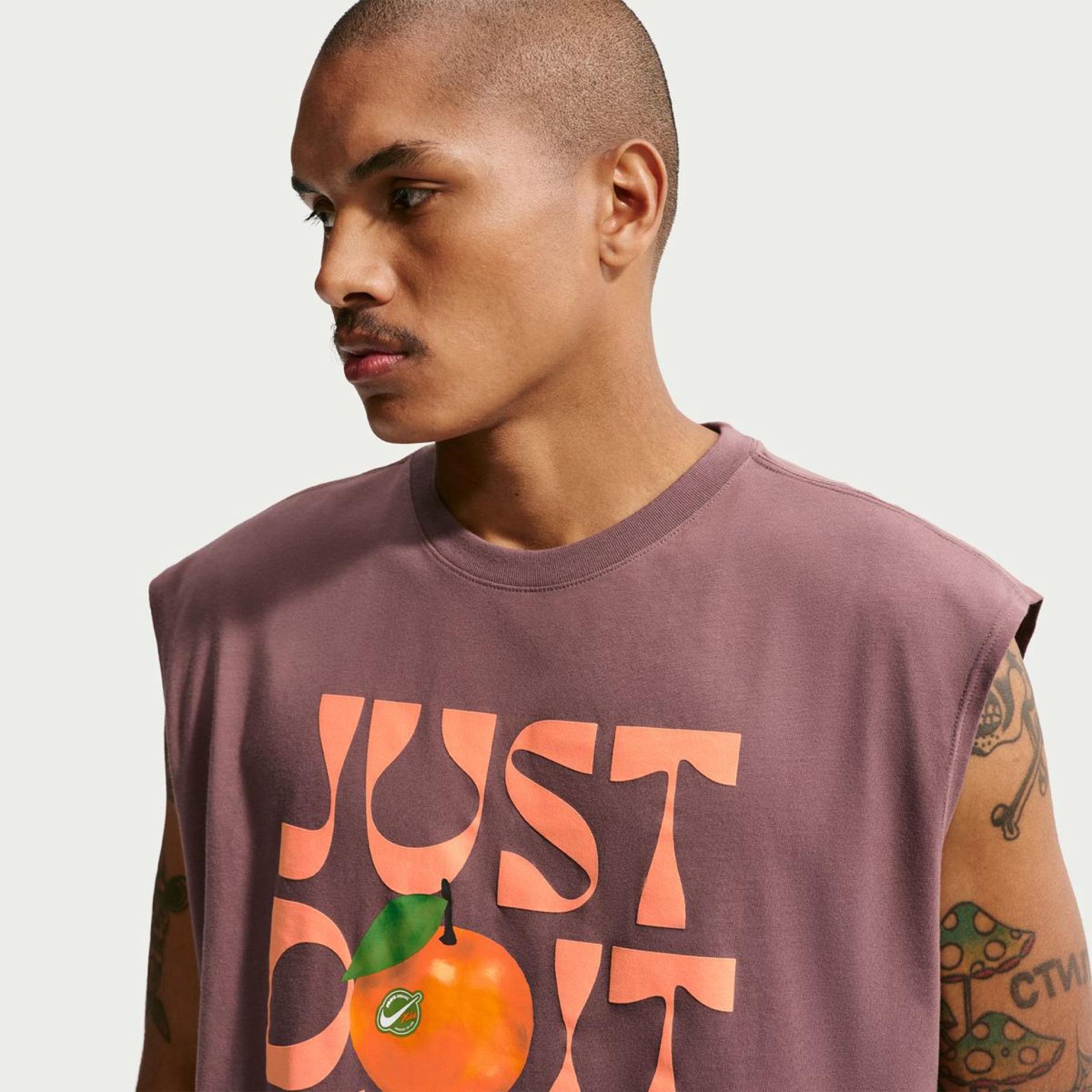 Чоловіча футболка NIKE U NSW TEE LSE SLVLS ORANGE