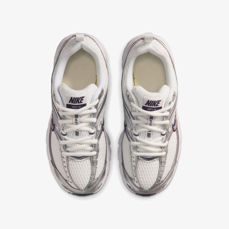Детские кроссовки NIKE AIR MAX MOTO 2K (GS)_image_4