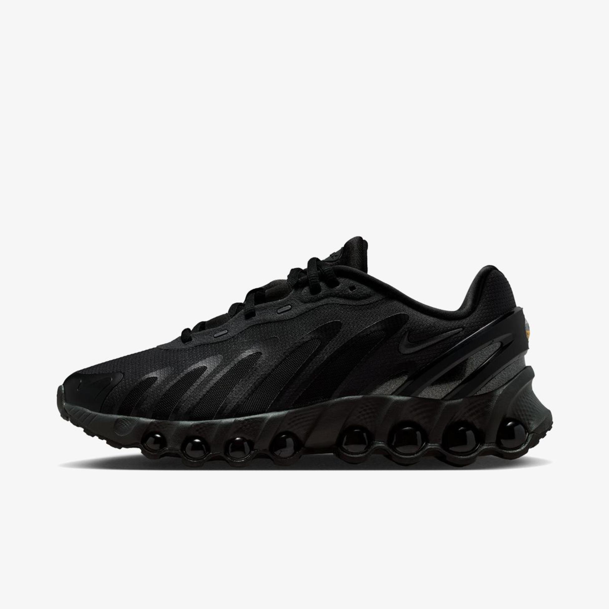 Жіночі кросівки NIKE W AIR MAX DN8
