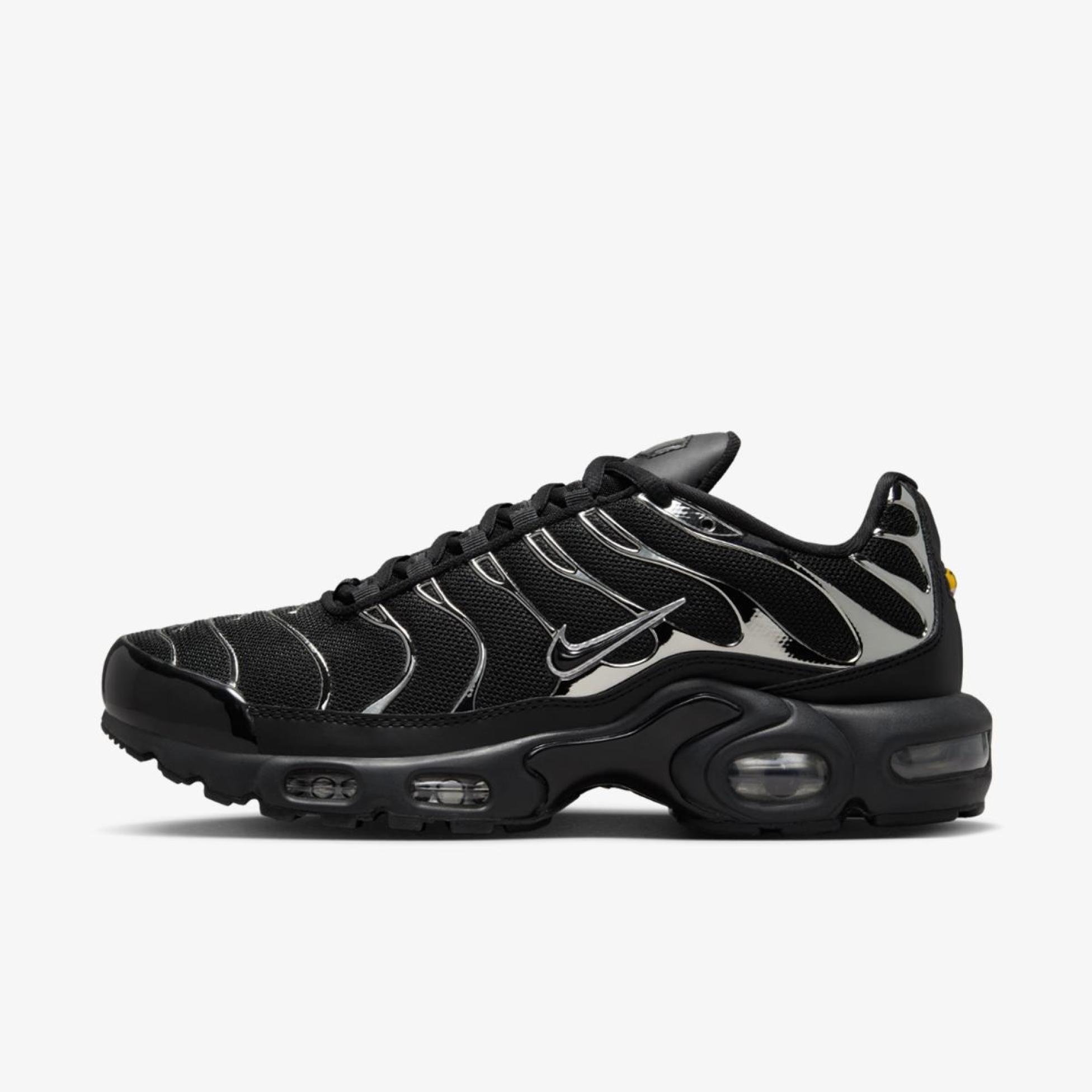 Жіночі кросівки NIKE W AIR MAX PLUS SE
