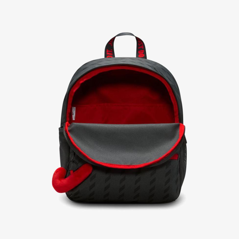 Детский рюкзак NIKE Y NK JDI MINI BKPK - SU26 AOP_image_4