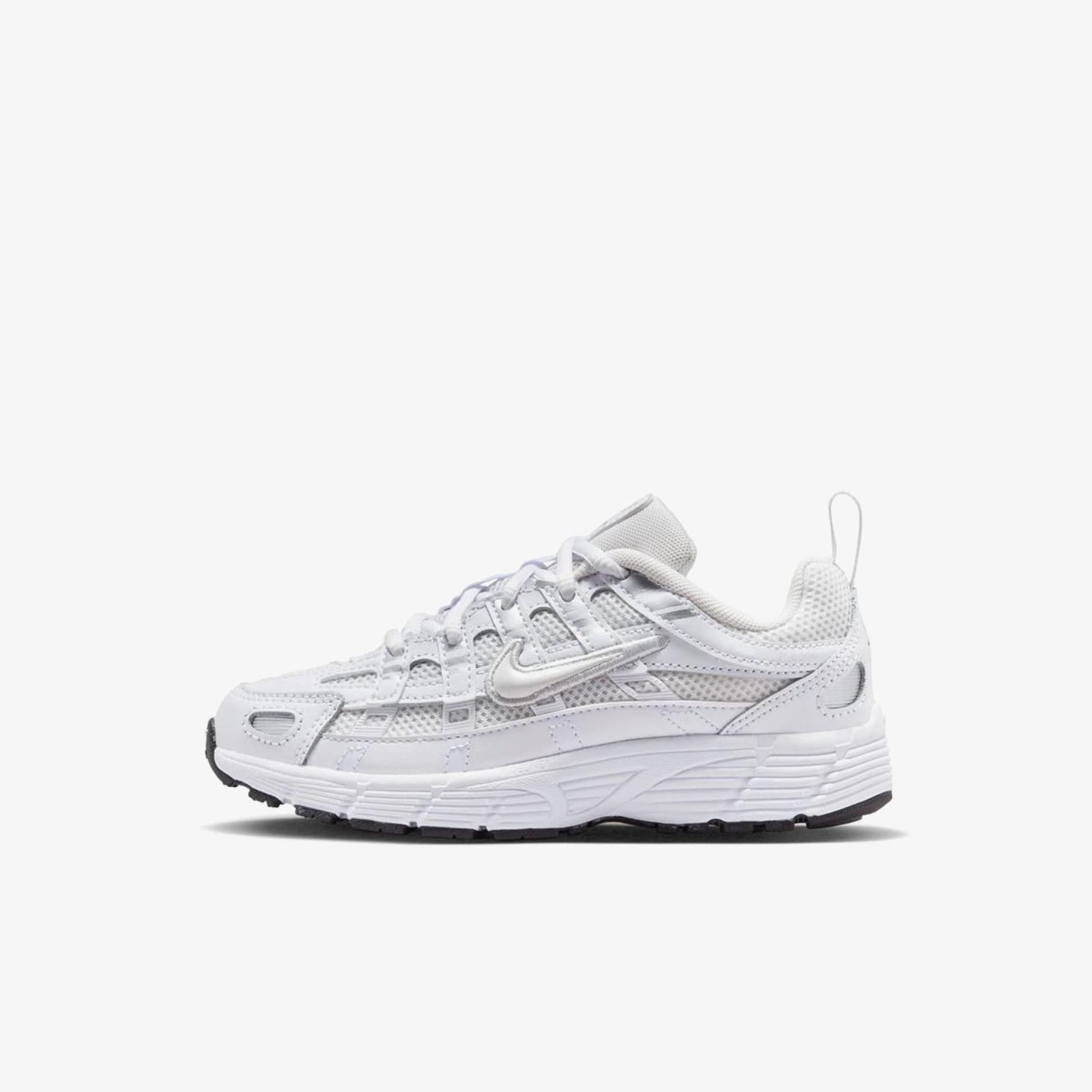 Дитячі кросівки NIKE P-6000 LACE (PS)