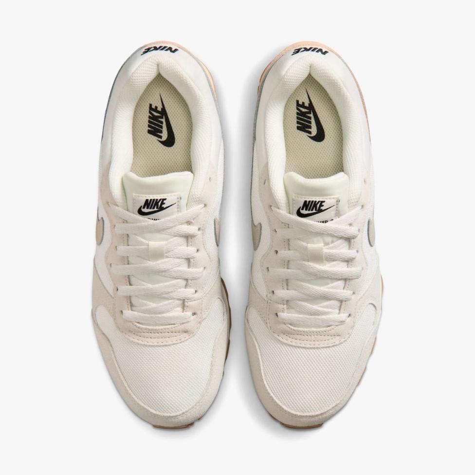 Жіночі кросівки NIKE WMNS MD RUNNER 2 SE_image_4