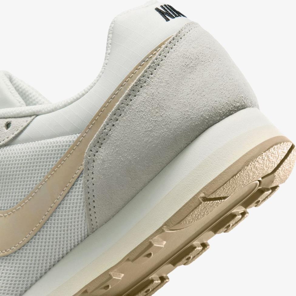 Жіночі кросівки NIKE WMNS MD RUNNER 2 SE_image_8