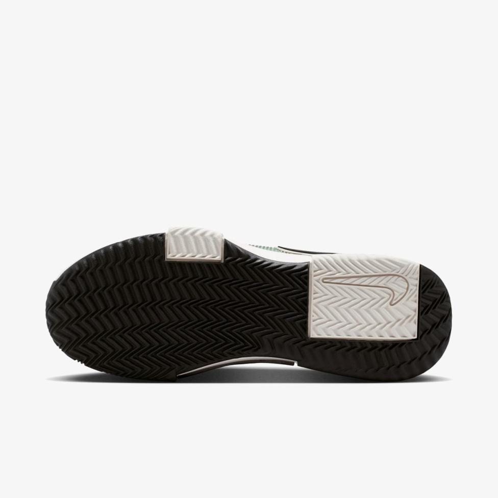 Жіночі кросівки NIKE W ZOOM GP CHALLENGE 1.5 CLY