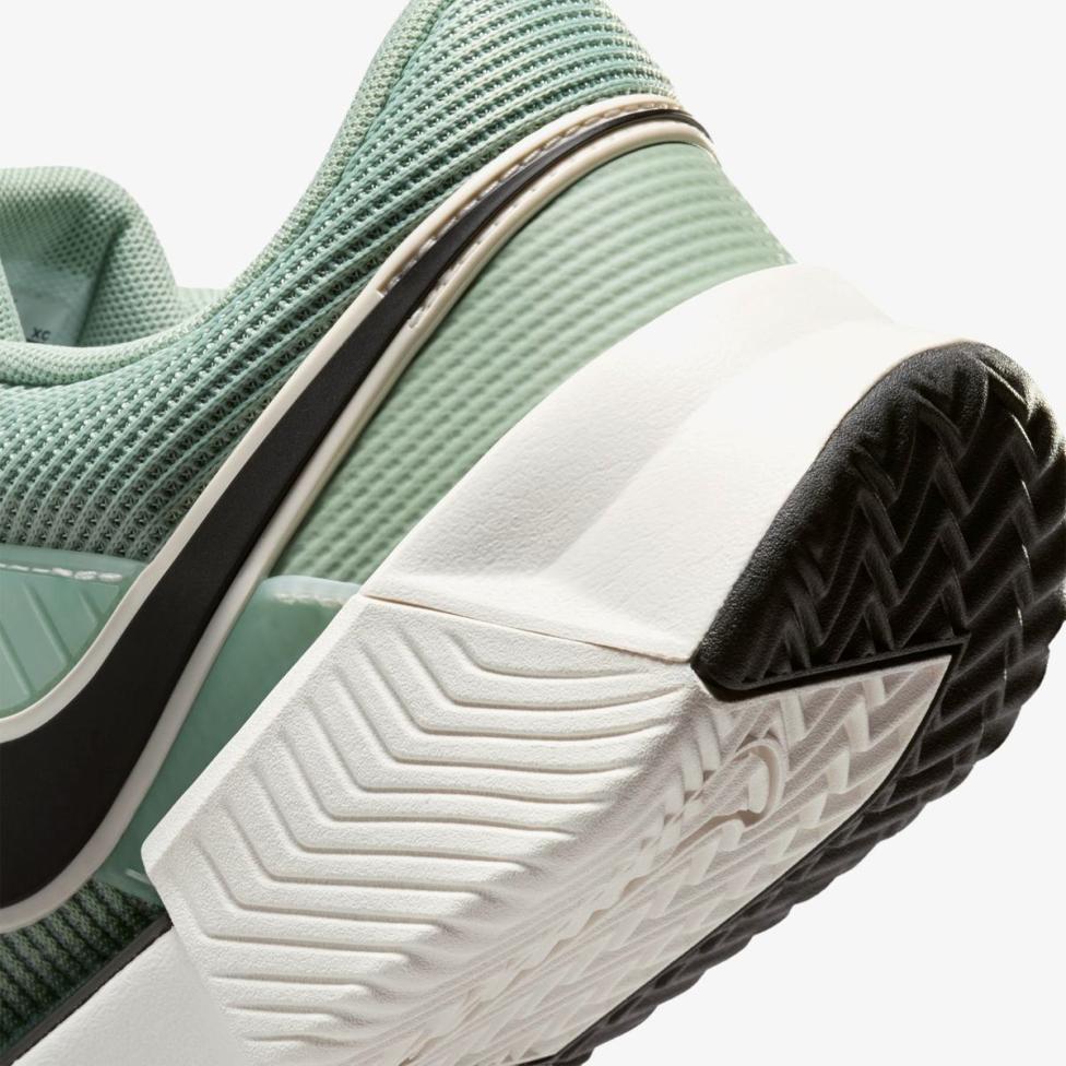 Жіночі кросівки NIKE W ZOOM GP CHALLENGE 1.5 CLY_image_8