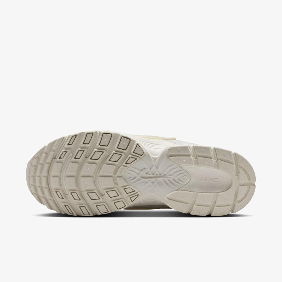 Жіночі кросівки NIKE W V5 RNR