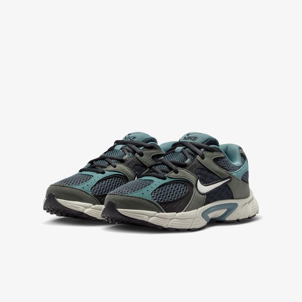 Детские кроссовки NIKE V5 RNR SUEDE (GS)_image_5