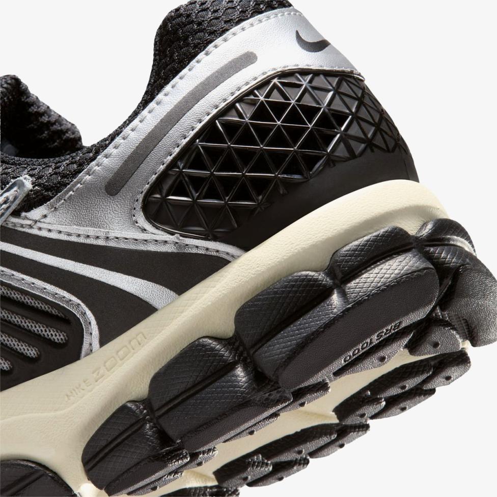 Чоловічі кросівки NIKE ZOOM VOMERO 5_image_8