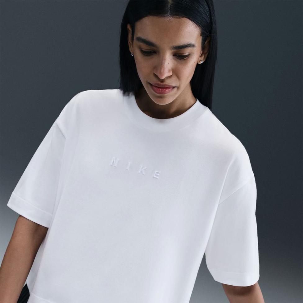 Женская футболка NIKE W NSW LUXE SS TEE BOXY_image_4