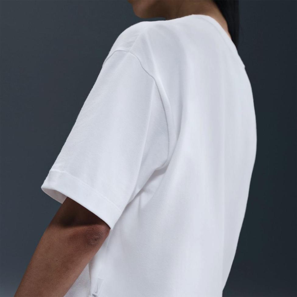 Женская футболка NIKE W NSW LUXE SS TEE BOXY_image_5