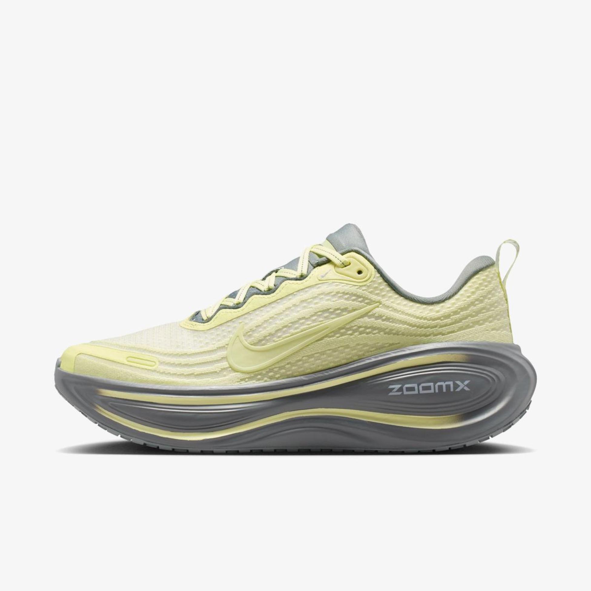 Жіночі кросівки NIKE W VOMERO PLUS SE