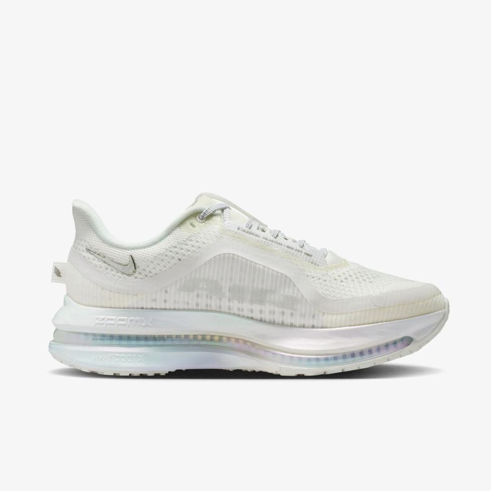 Жіночі кросівки NIKE W PEGASUS PREMIUM ESS_image_3