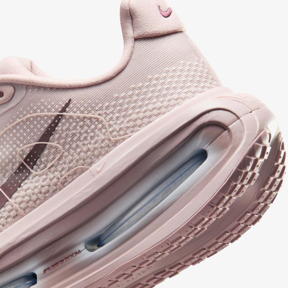 Жіночі кросівки NIKE W VOMERO PREMIUM_image_8