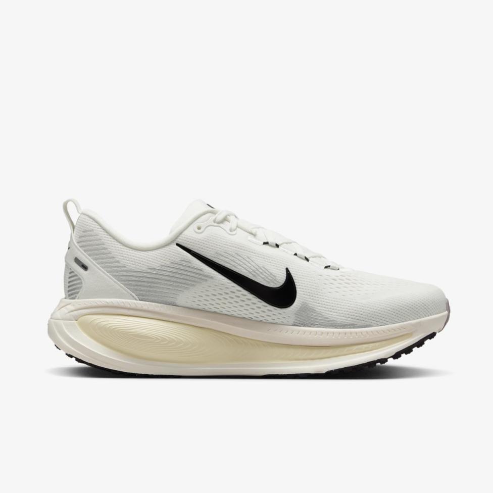 Чоловічі кросівки NIKE VOMERO 18 COCONUT MILK_image_3