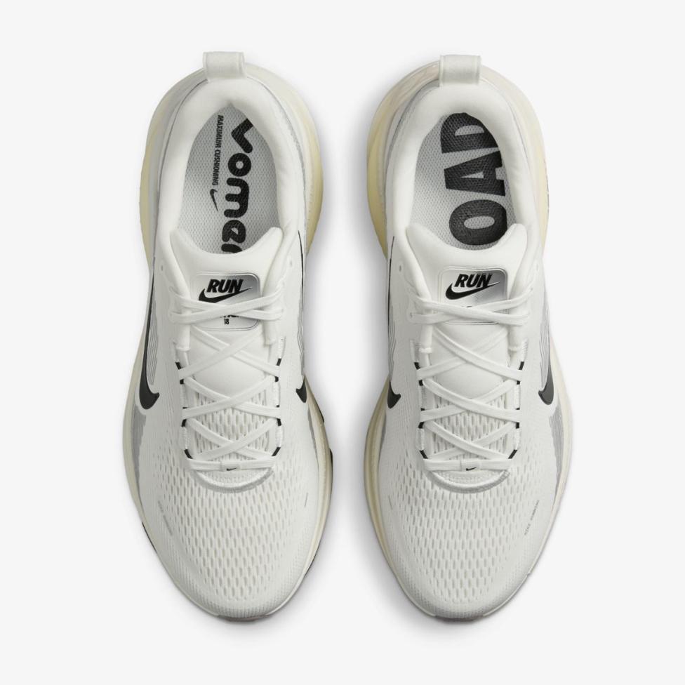 Чоловічі кросівки NIKE VOMERO 18 COCONUT MILK_image_4