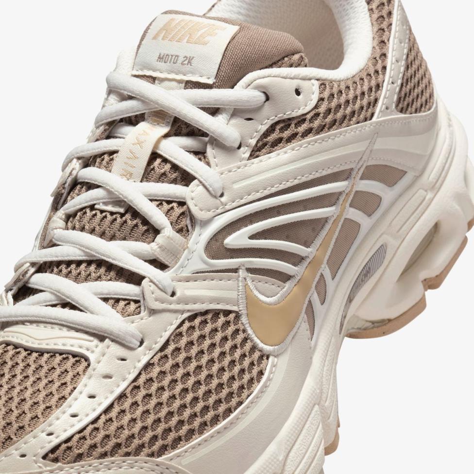 Жіночі кросівки NIKE AIR MAX MOTO 2K_image_3