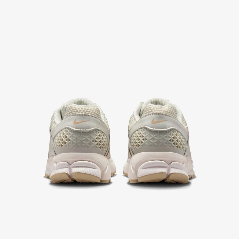 Жіночі кросівки NIKE ZOOM VOMERO 5_image_6