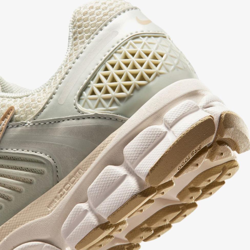 Жіночі кросівки NIKE ZOOM VOMERO 5_image_8