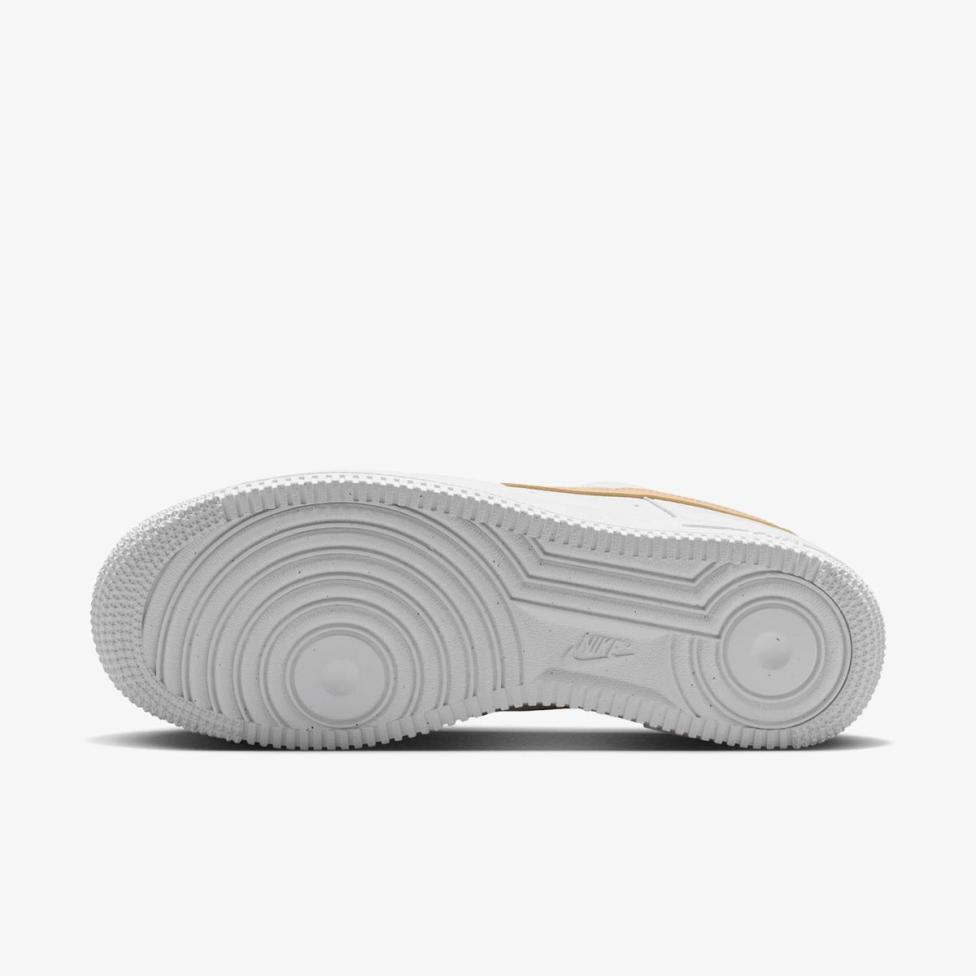 Жіночі кросівки NIKE AIR FORCE 1 07 NEXT NATURE