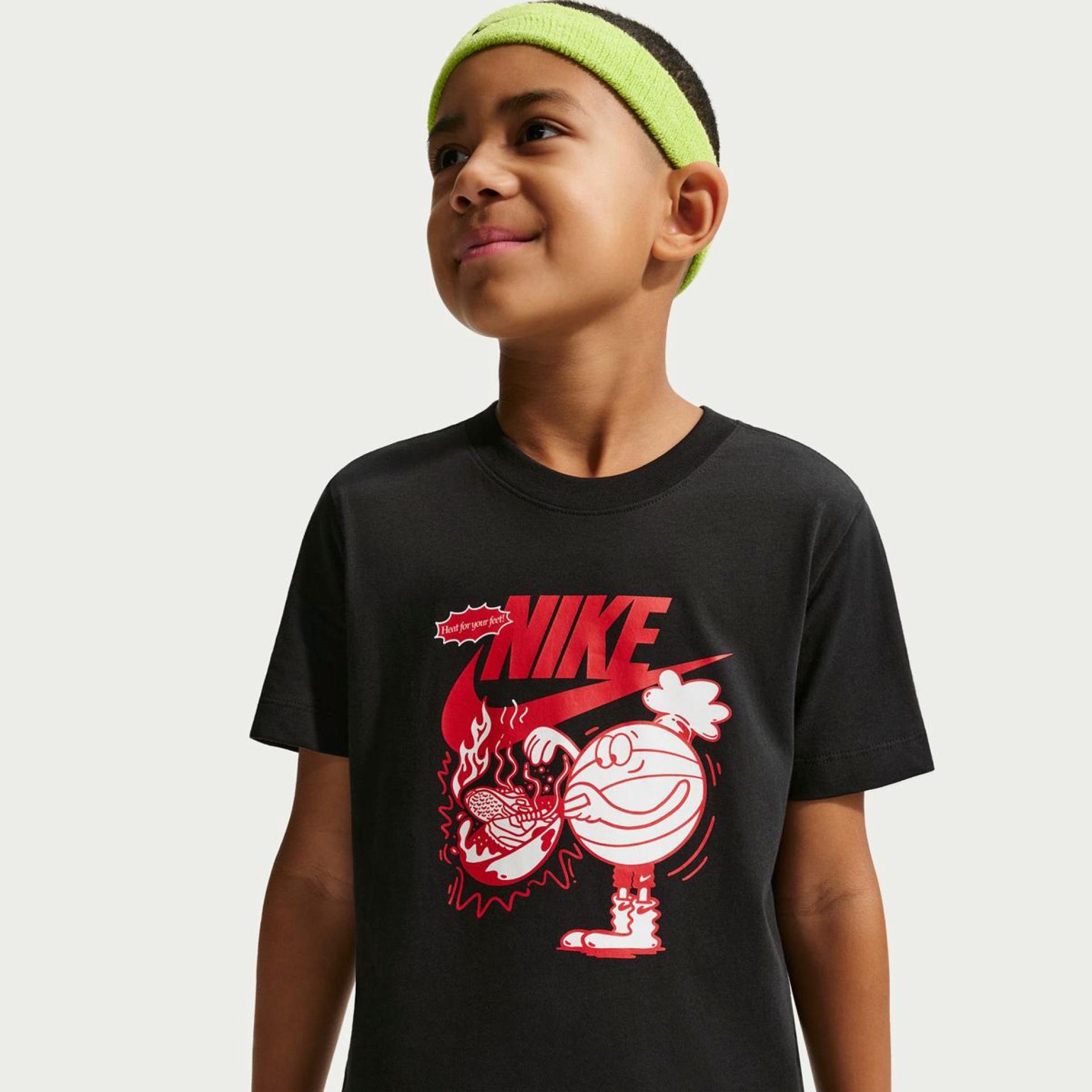 Дитяча футболка NIKE SPORTSWEAR SOLO FOOD