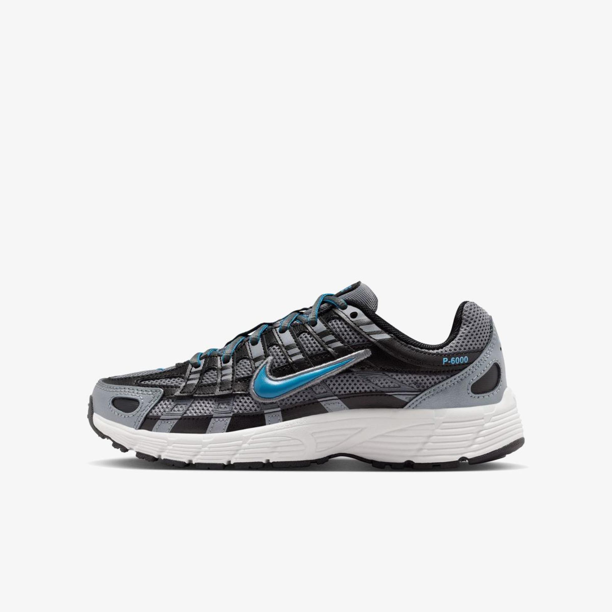 Дитячі кросівки NIKE P-6000