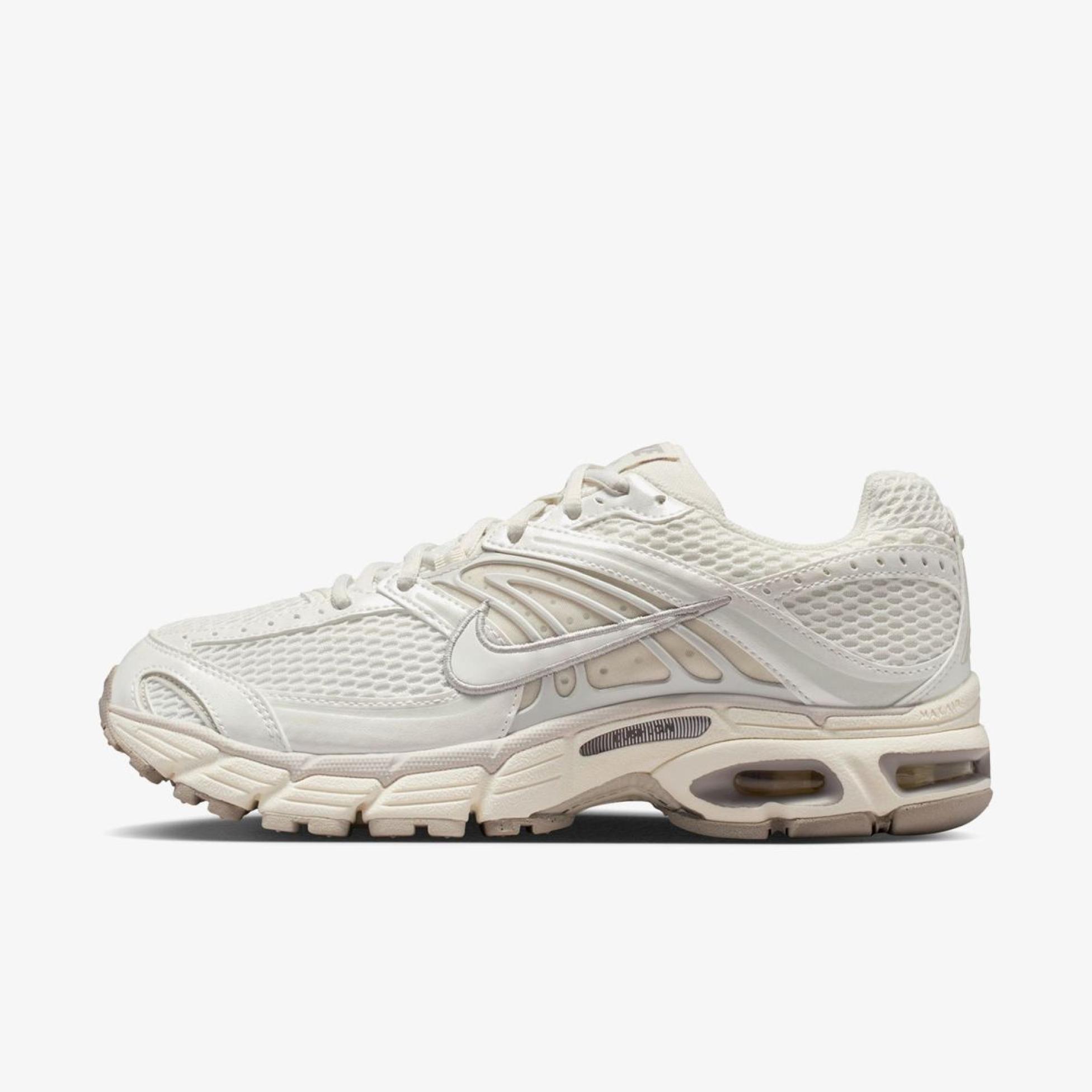 Жіночі кросівки NIKE AIR MAX MOTO 2K