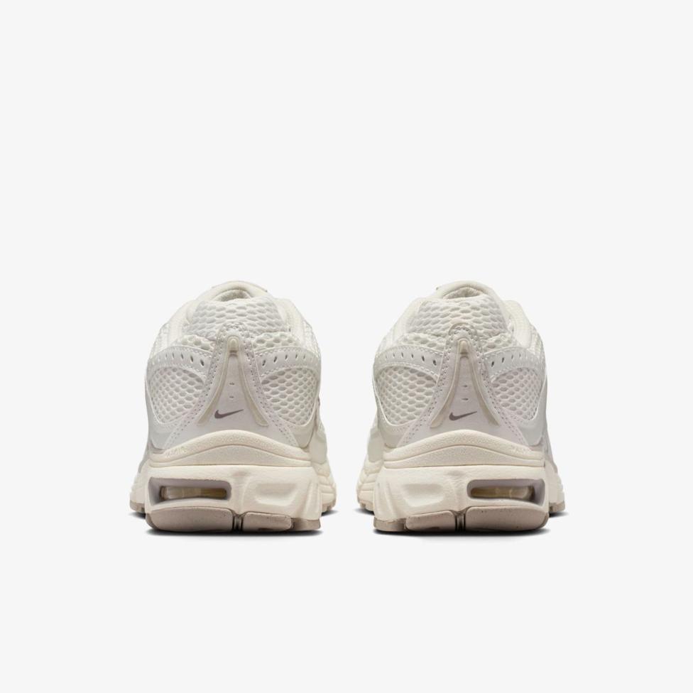Жіночі кросівки NIKE AIR MAX MOTO 2K_image_6