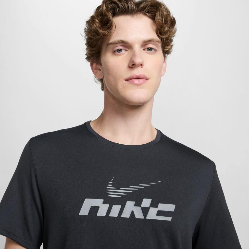 Чоловіча футболка NIKE DRI-FIT MILER FLASH_image_3