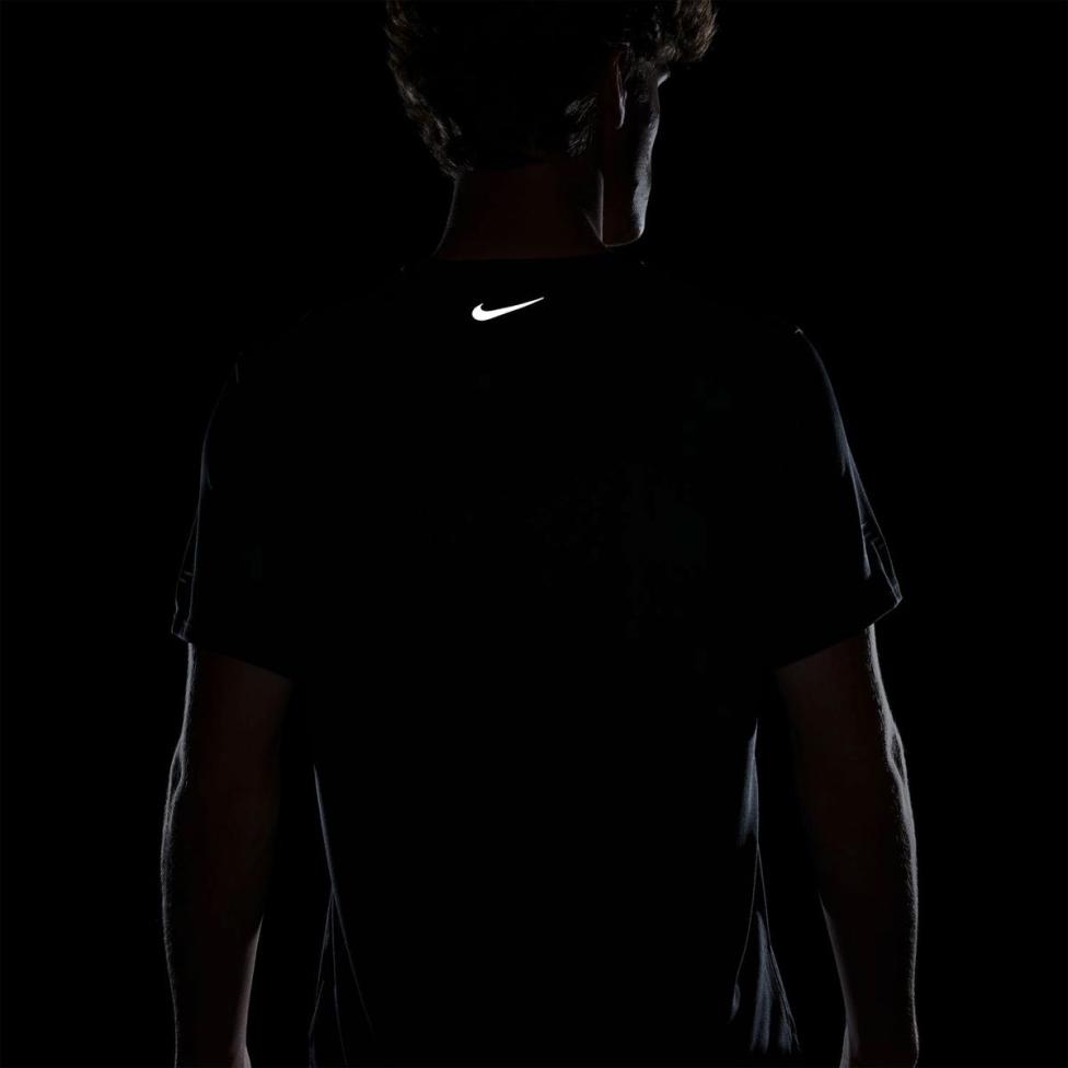 Чоловіча футболка NIKE DRI-FIT MILER FLASH_image_7