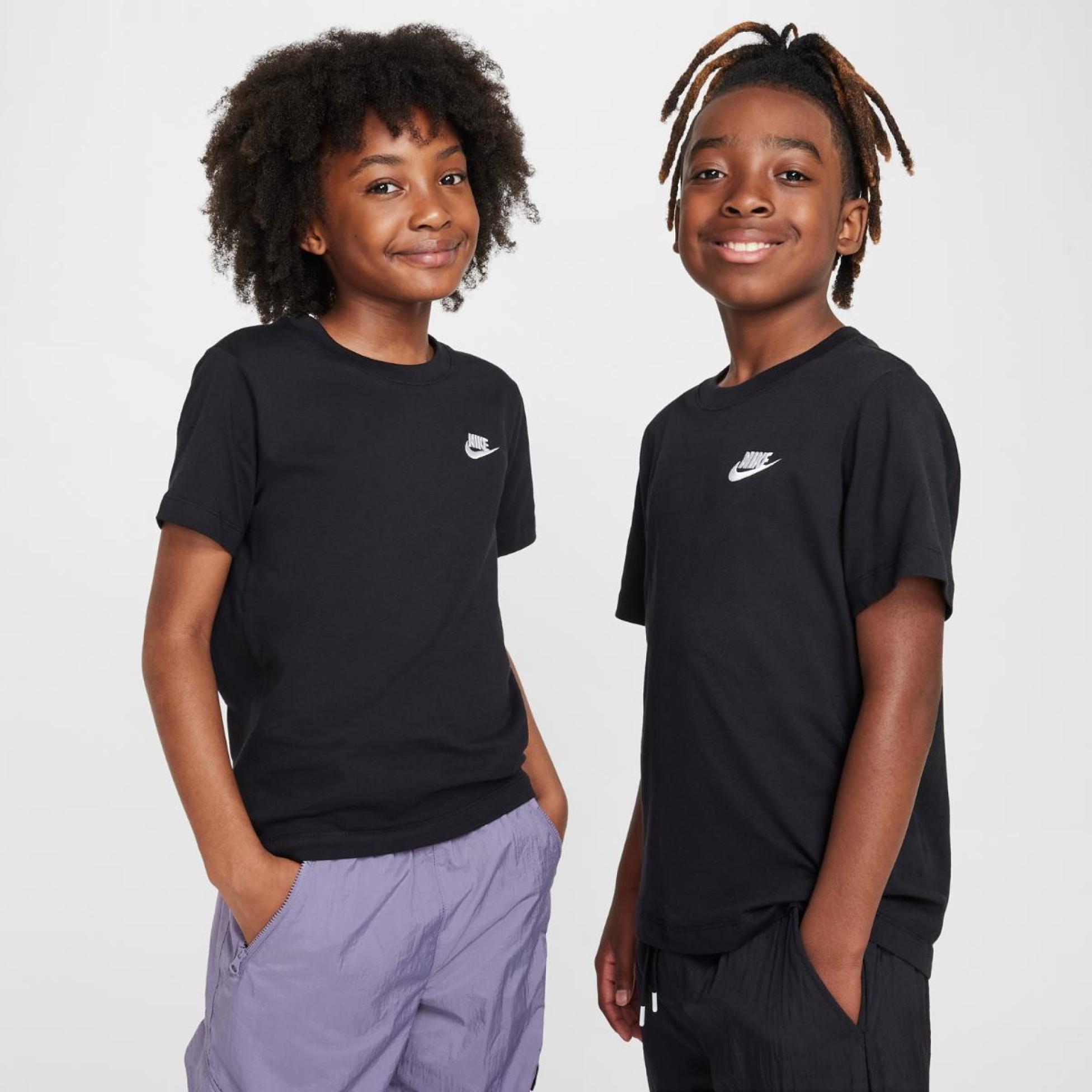 Дитяча футболка NIKE K NSW TEE EMB FUTURA LBR