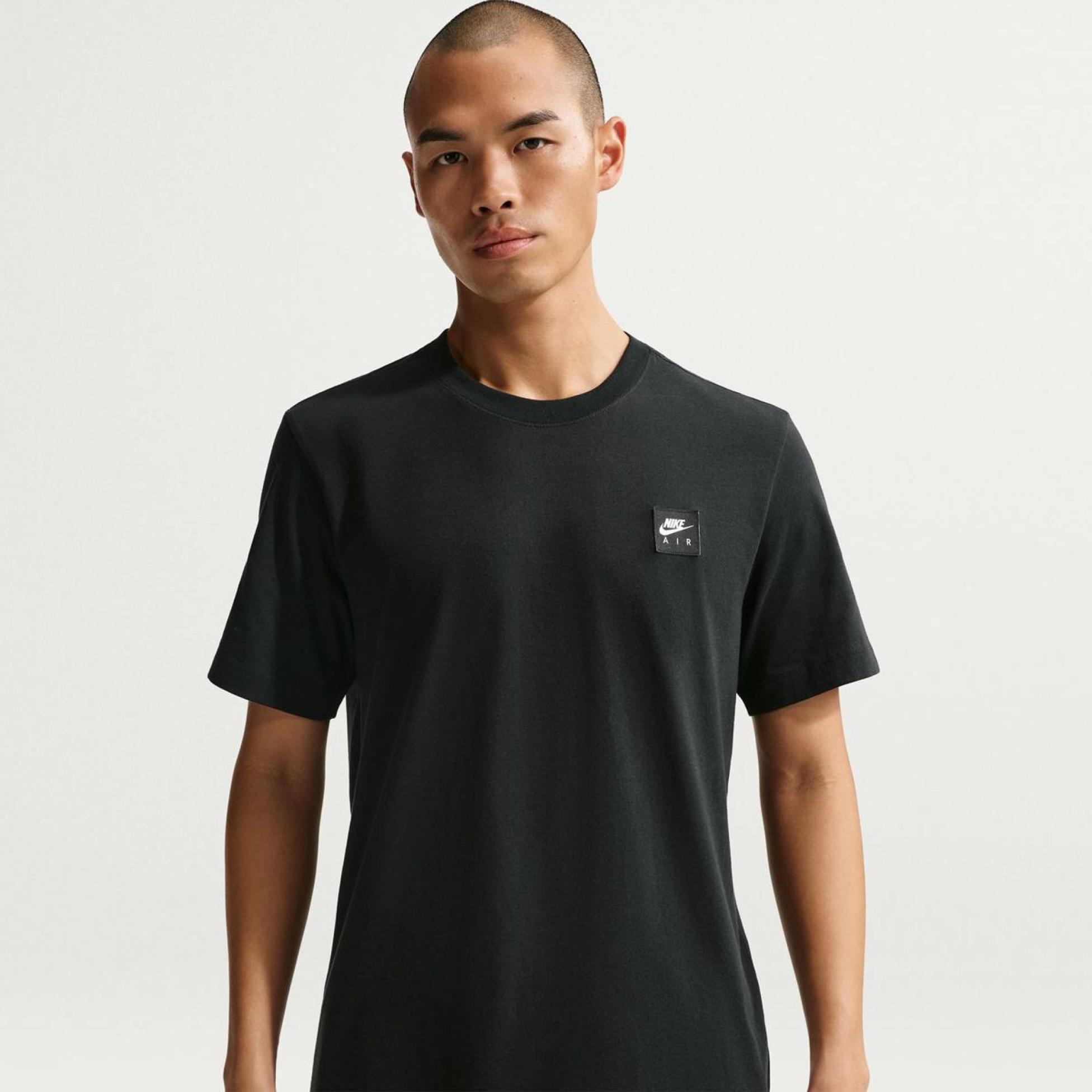 Чоловіча футболка NIKE U NSW TEE STD AIR PATCH