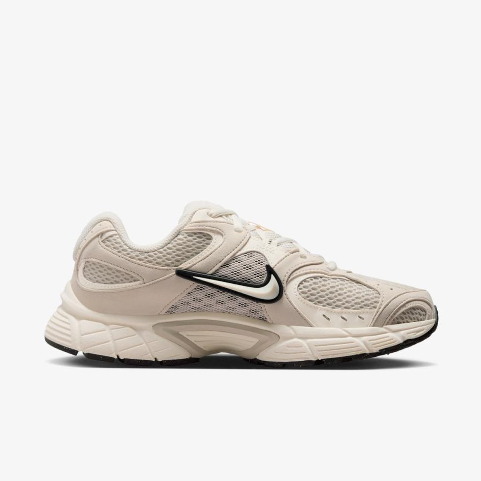 Жіночі кросівки NIKE W V5 RNR_image_3