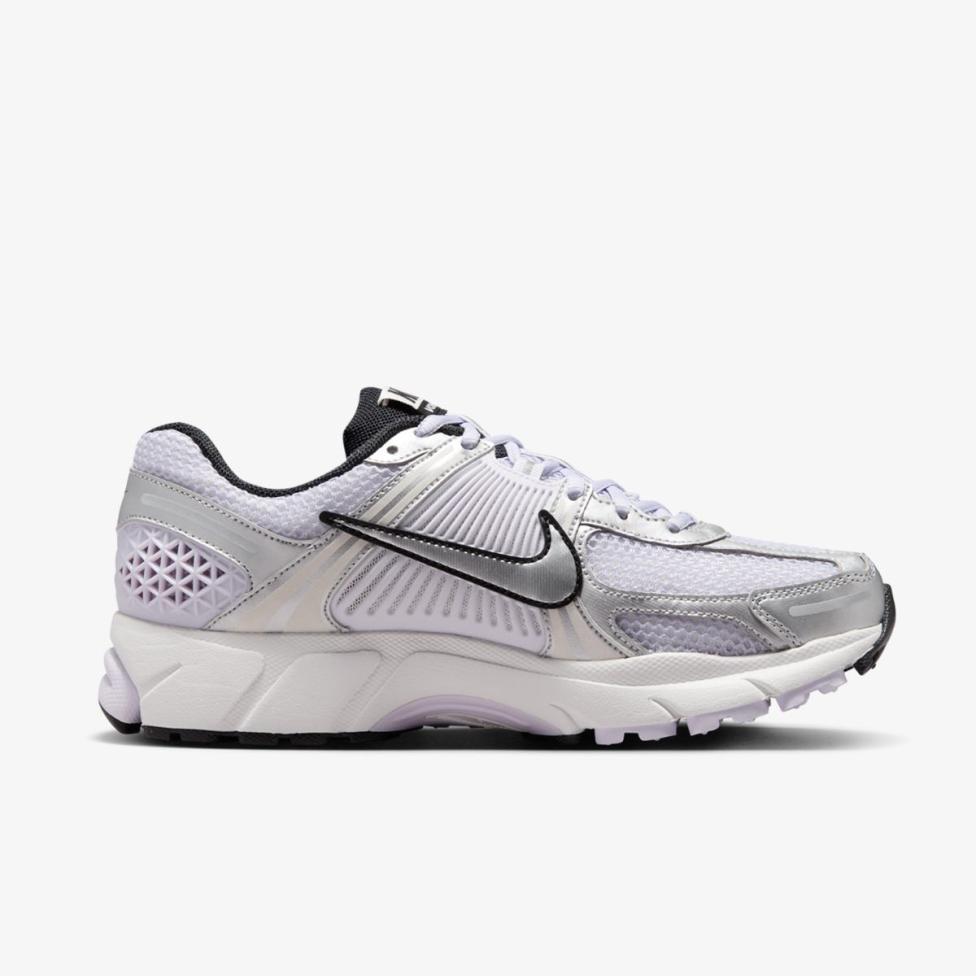 Жіночі кросівки NIKE W ZOOM VOMERO 5 M_image_3