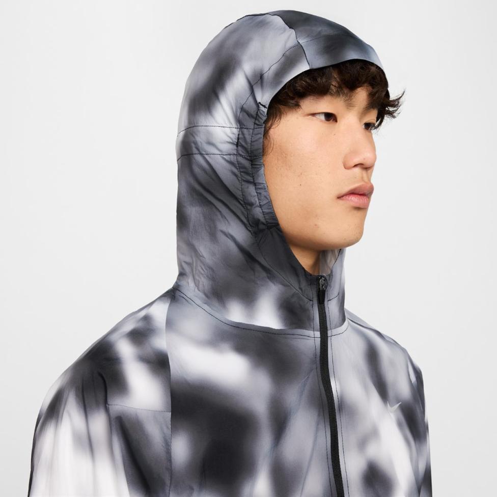 Чоловіча вітровка NIKE M NK UV RUN DIV AOP JKT_image_8