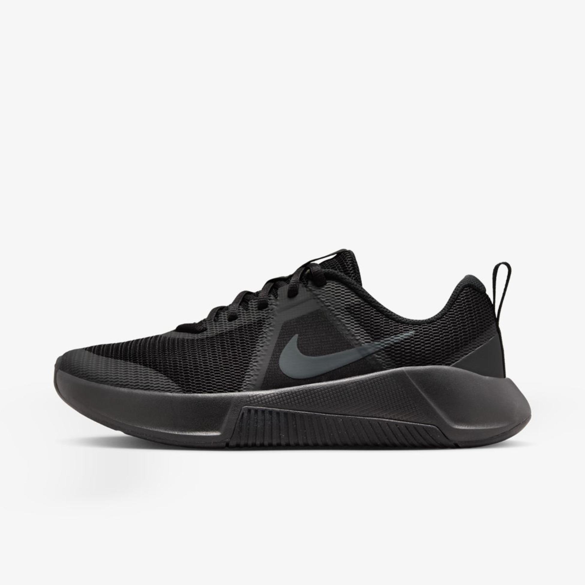 Чоловічі кросівки NIKE W MC TRAINER 3