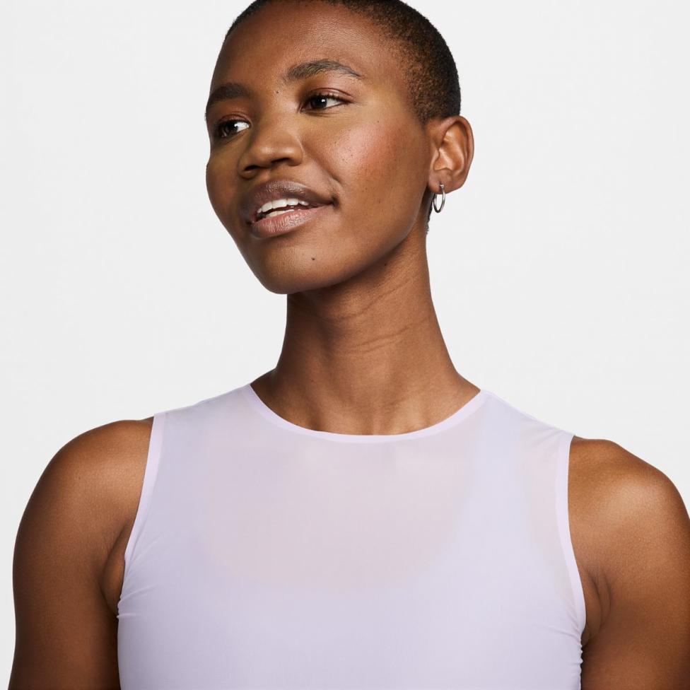Жіноча майка NIKE W FM Dri-FIT TANK SHEER_image_3