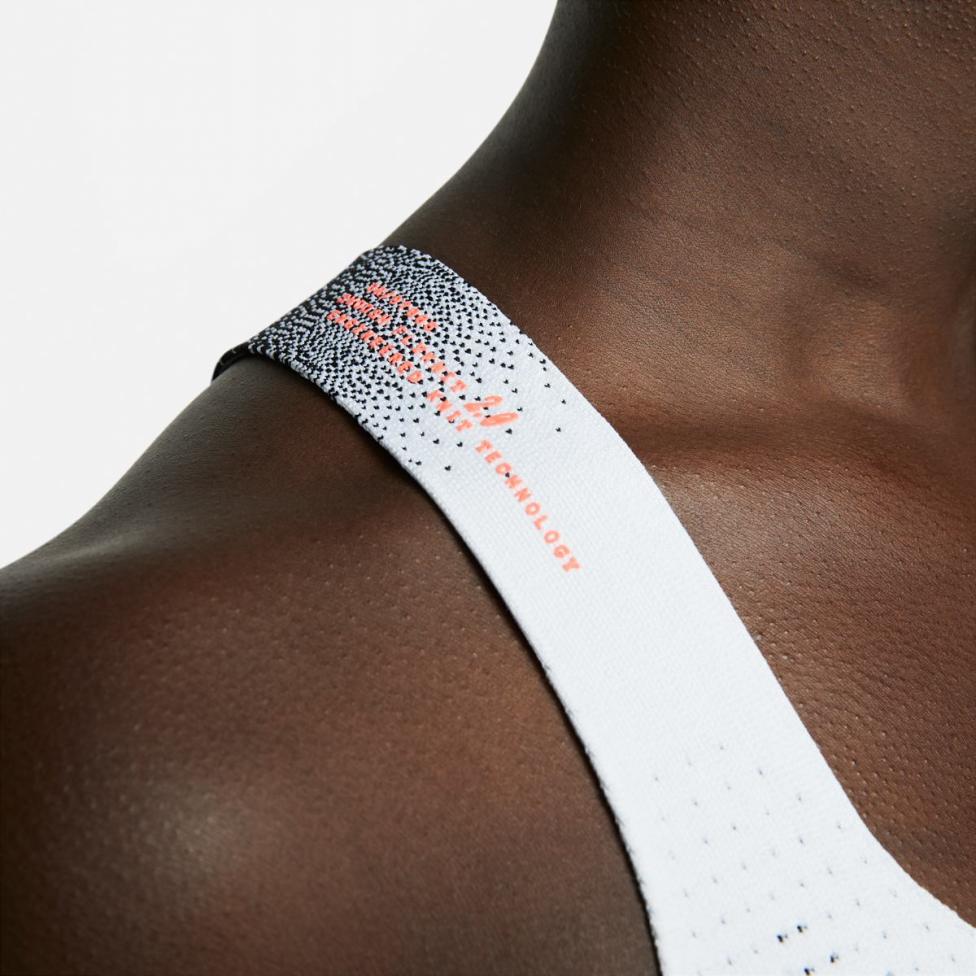 Жіночий топ NIKE W SWSH FLYKNIT BRA_image_4