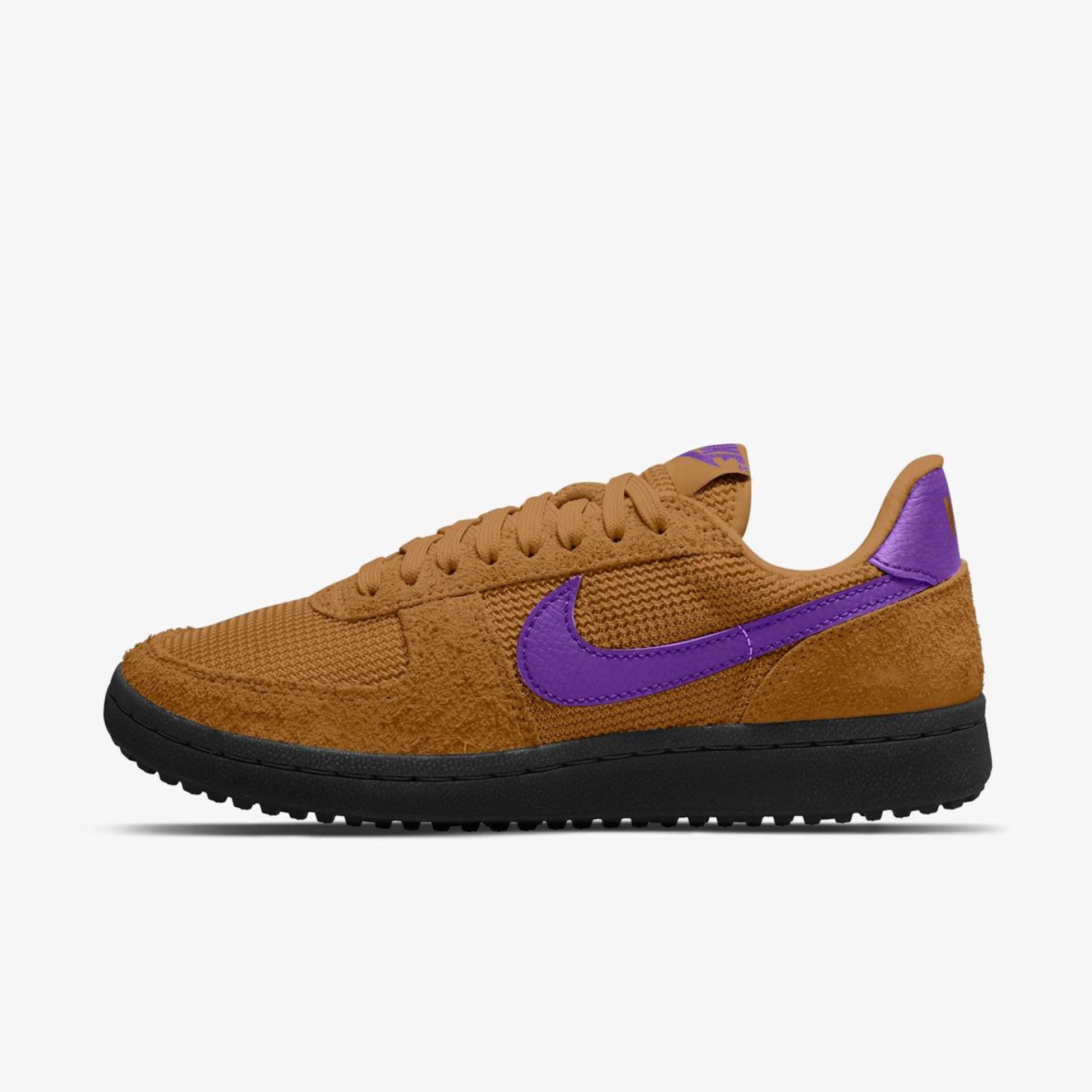 Жіночі кросівки NIKE WMNS FIELD GENERAL